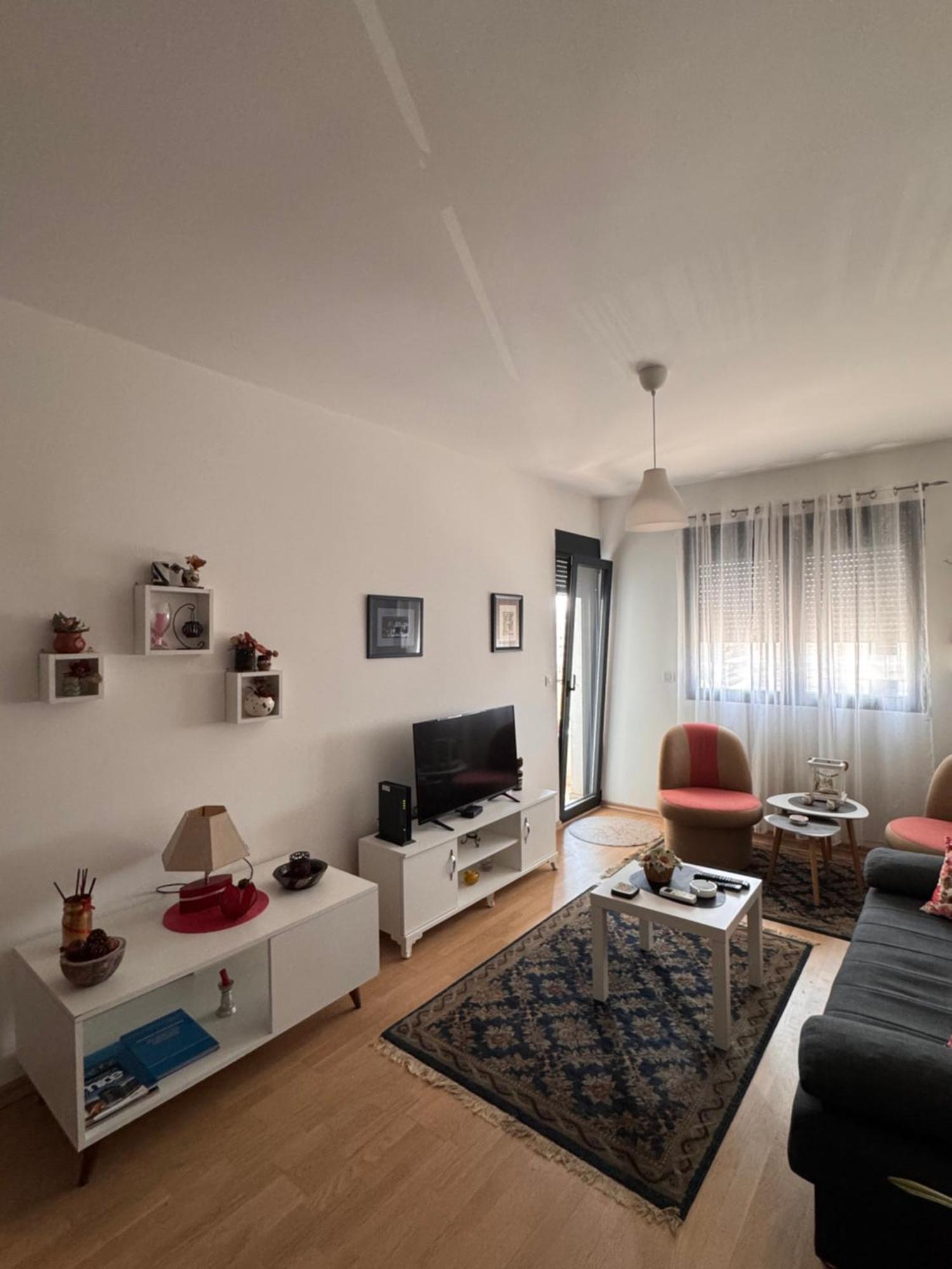 Apartment Flower And Flat Next To Centar Of